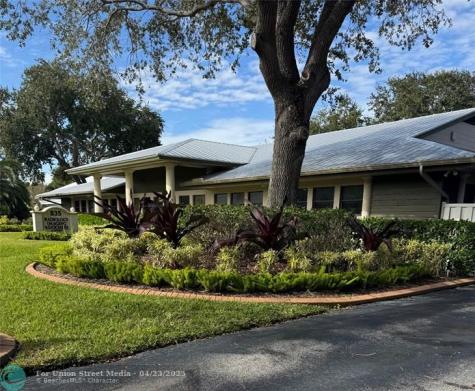 835 SE Osceola Street Stuart FL 34994