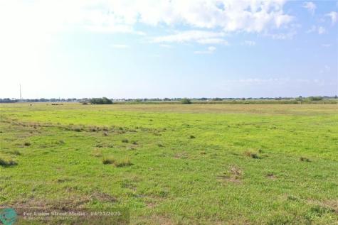 tbd SW 28th Street Okeechobee FL 34974