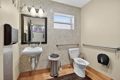 7471 W Oakland Park Boulevard Tamarac FL 33319