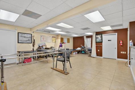 7471 W Oakland Park Boulevard Tamarac FL 33319