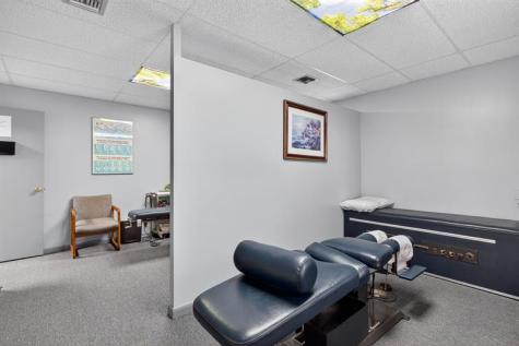7471 W Oakland Park Boulevard Tamarac FL 33319