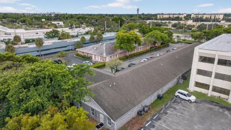 7471 W Oakland Park Boulevard Tamarac FL 33319