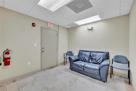1400 E Oakland Park Boulevard Oakland Park FL 33334