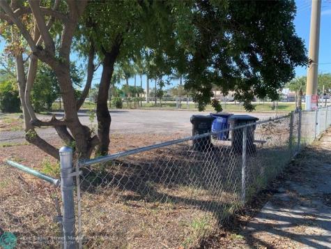 5928 Wiley Street Hollywood FL 33023