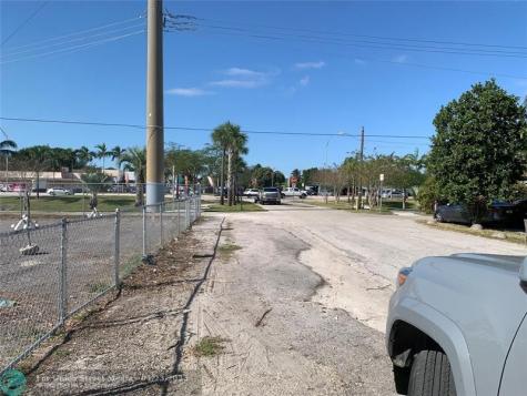 5928 Wiley Street Hollywood FL 33023