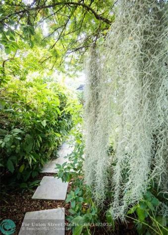 3301 SE 12th Street Pompano Beach FL 33062