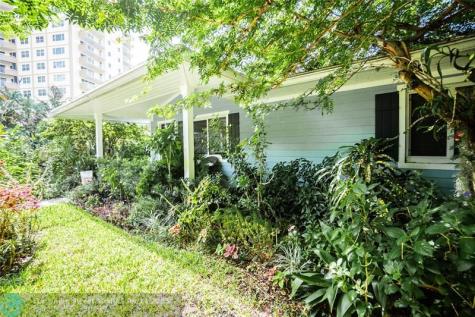 3301 SE 12th Street Pompano Beach FL 33062