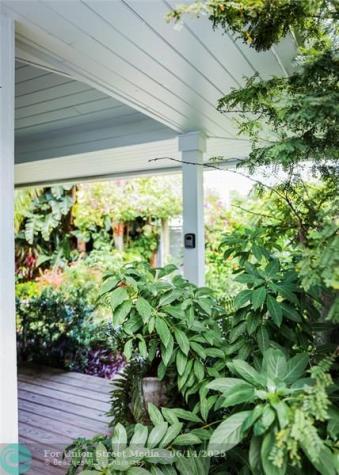 3301 SE 12th Street Pompano Beach FL 33062