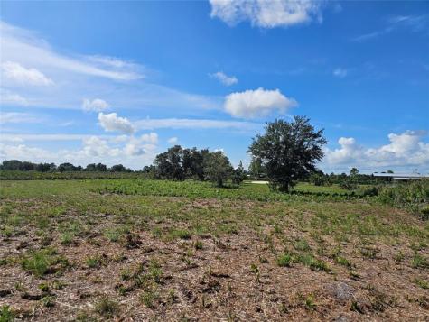 17019 NW 296th Street Okeechobee FL 34972