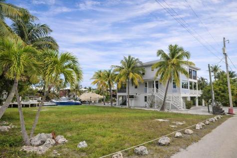 28525 Jolly Roger Drive Little Torch Key FL 33042