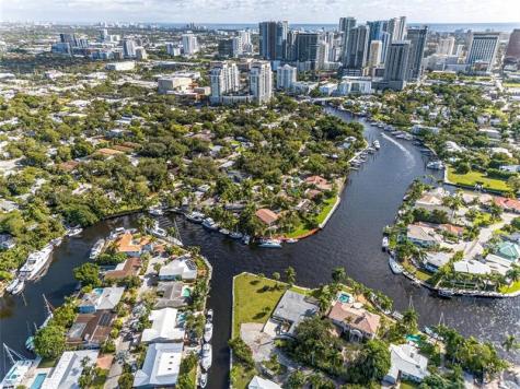 522 SW 9th Terrace Fort Lauderdale FL 33312
