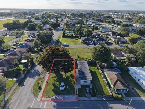 548 SW 6th Terrace Homestead FL 33030