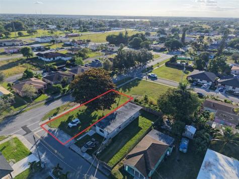 548 SW 6th Terrace Homestead FL 33030