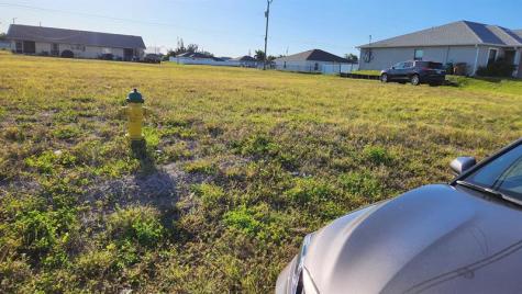 1724 Andalusia Boulevard Cape Coral FL 33909