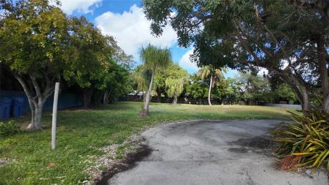 935 NE 34th Court Oakland Park FL 33334