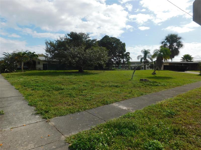 000 Lakeshore Drive Margate FL 33063