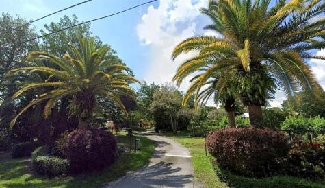 4000 NW 74th Street Coconut Creek FL 33073