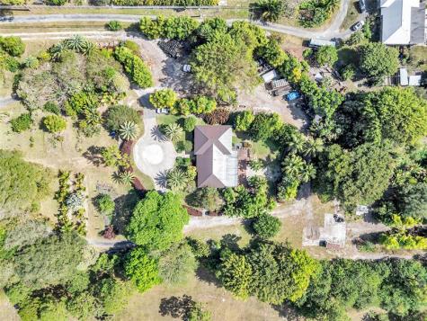 4000 NW 74th Street Coconut Creek FL 33073