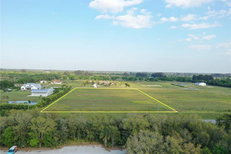 555 65TH Avenue SW Vero Beach FL 32968