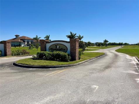 555 65TH Avenue SW Vero Beach FL 32968