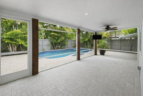 1413 NE 17th Way Fort Lauderdale FL 33304