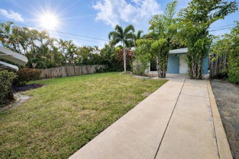 1413 NE 17th Way Fort Lauderdale FL 33304