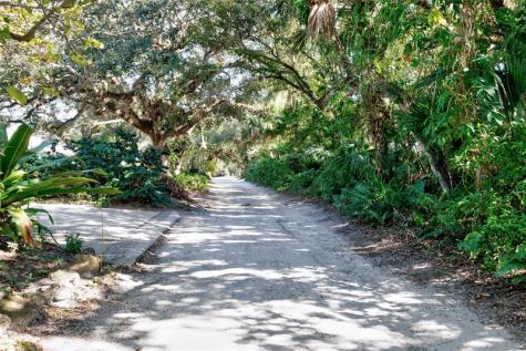 1485 Pelican Lane Vero Beach FL 32963