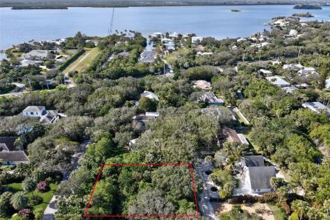 1485 Pelican Lane Vero Beach FL 32963
