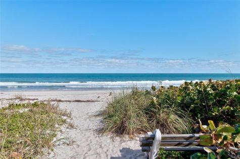 1485 Pelican Lane Vero Beach FL 32963