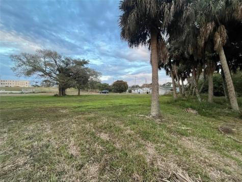 605 N 8th Street Fort Pierce FL 34950