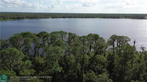 3029 Hawks Landing Circle Sebring FL 33875