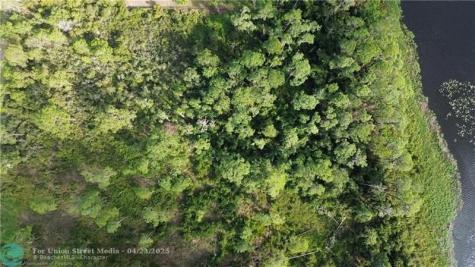 3029 Hawks Landing Circle Sebring FL 33875