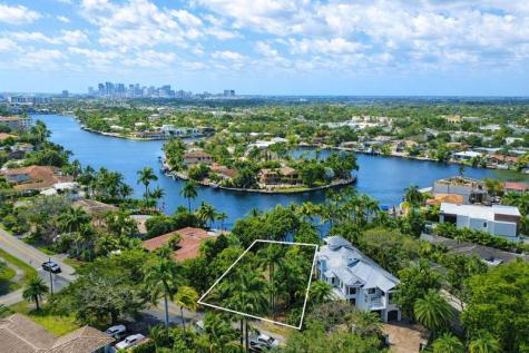 2405 Middle River Drive Fort Lauderdale FL 33305