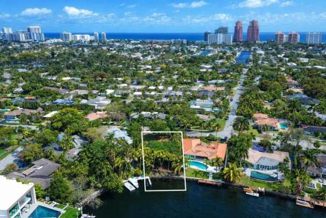 2405 Middle River Drive Fort Lauderdale FL 33305