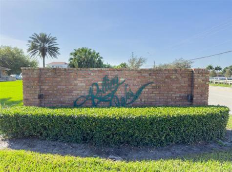 66 SW Street Southwest Ranches FL 33331