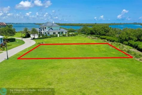 9260 E Marsh Island Drive Vero Beach FL 32963