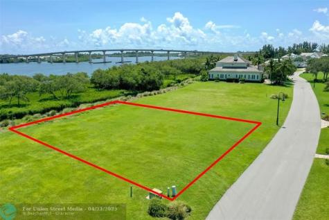9260 E Marsh Island Drive Vero Beach FL 32963