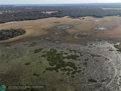 Lake Hatcheneha Haines City FL 33844