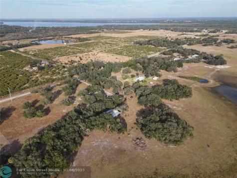 Lake Hatcheneha Haines City FL 33844