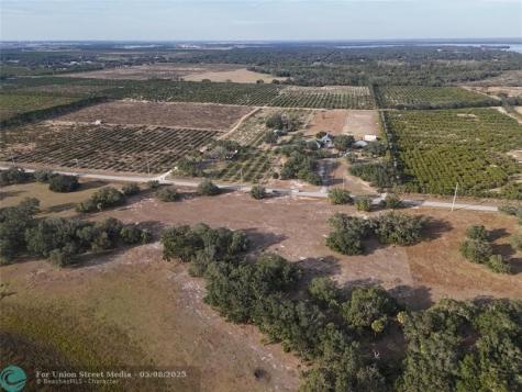 Lake Hatcheneha Haines City FL 33844