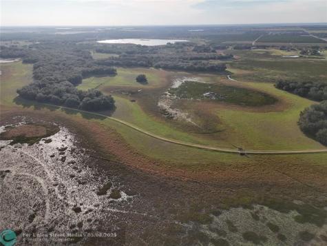 Lake Hatcheneha Haines City FL 33844