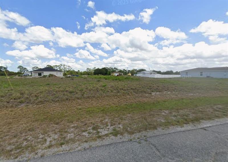 9048 Green Circle Port LaBelle FL 33935