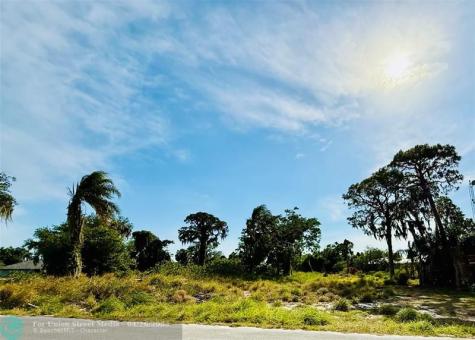 144 Placid Drive Lake Placid FL 33852