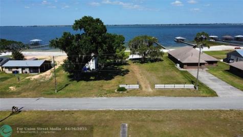 144 Placid Drive Lake Placid FL 33852