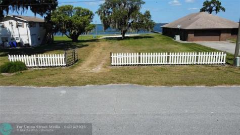 144 Placid Drive Lake Placid FL 33852