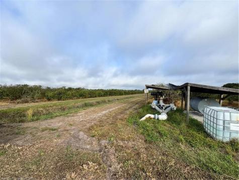 2205 Hicks Road Lorida FL 33857