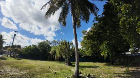 937 NE 34th Court Oakland Park FL 33334