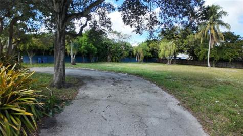 937 NE 34th Court Oakland Park FL 33334