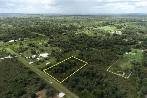 19731 NW 266th Street Okeechobee FL 34972