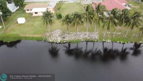 24 Northwest Avenue Oakland Park FL 33311